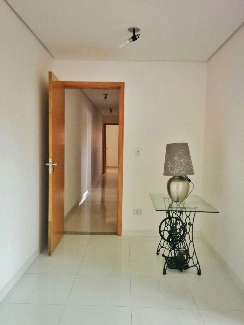 Casa - Jardim Mangalot